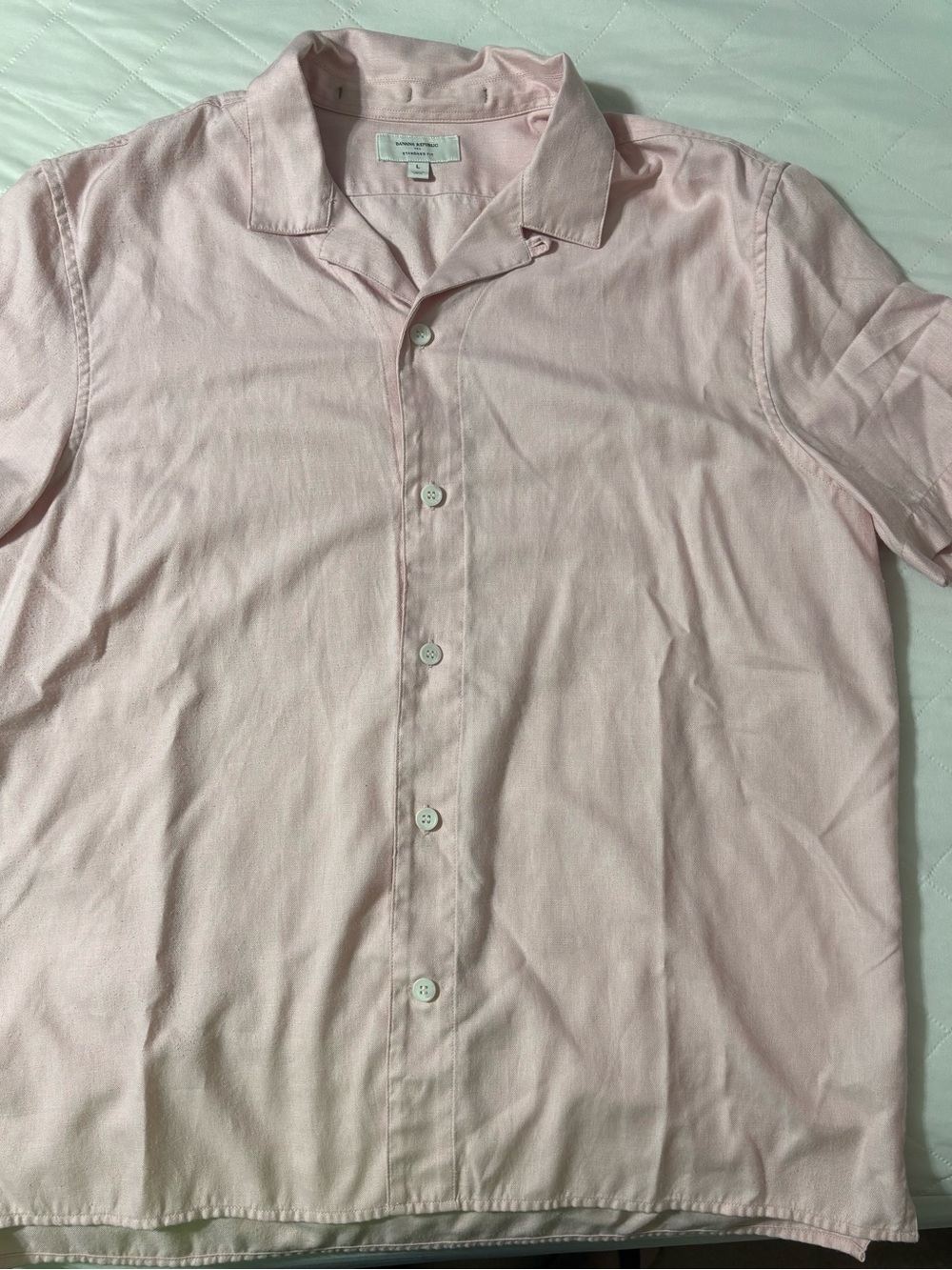 Banana Republic Pale Pink Short-Sleeve Camp Collar Button-Down Shirt